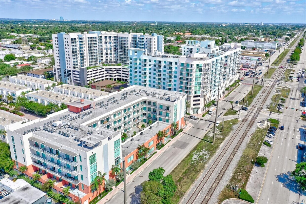 Foto principal - 2100 Van Buren St