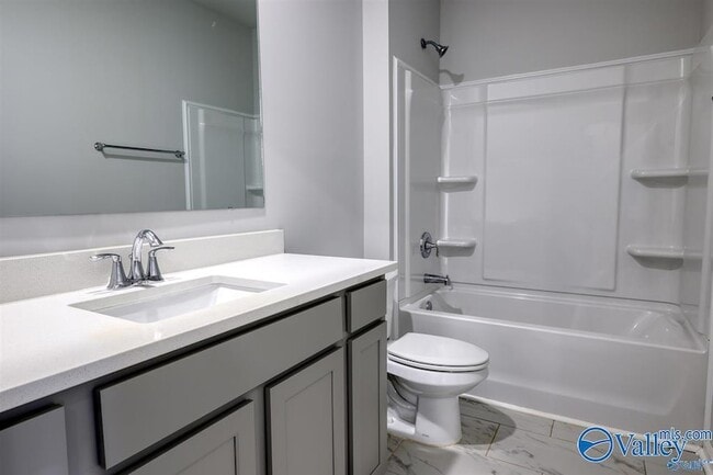 Foto del edificio - 206 Waylan Rdg Ln