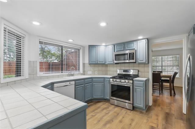 Foto del edificio - 1206 Hickory Valley Ct