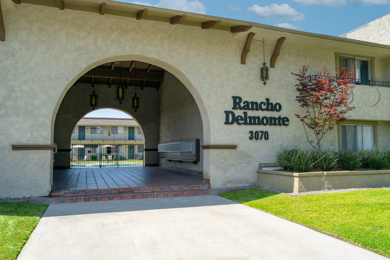 Primary Photo - Rancho Del Monte