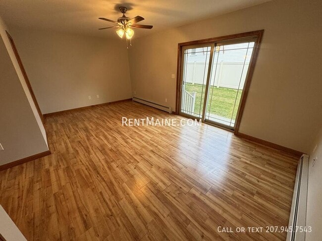 Building Photo - 208 Western Ave