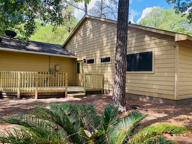 Building Photo - 90 S Wavy Oak Cir