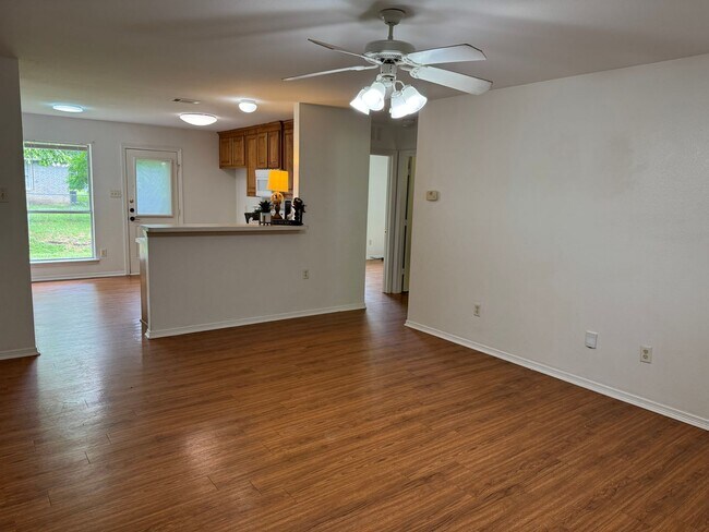 Foto del edificio - 616 N. Jackson Street, Waxahachie