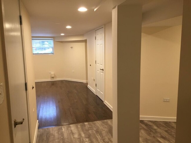 Foto del edificio - 2212 W Iowa St