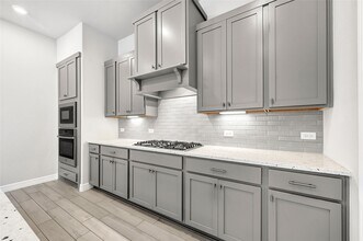 Building Photo - 9319 Galloway Wds Trl