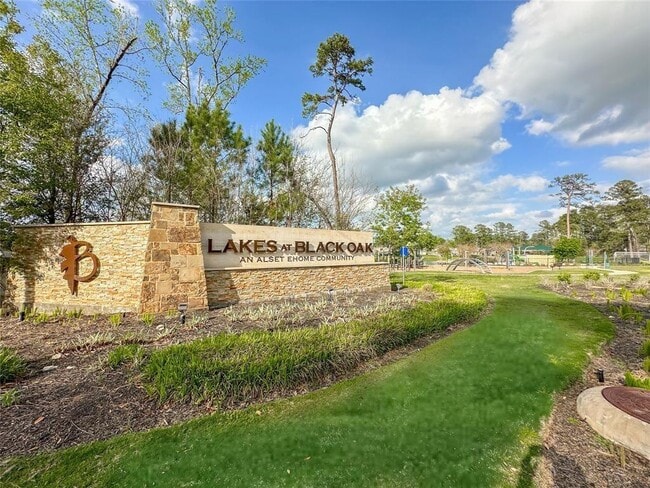 Foto del edificio - 52 Valiant Ridge Trail