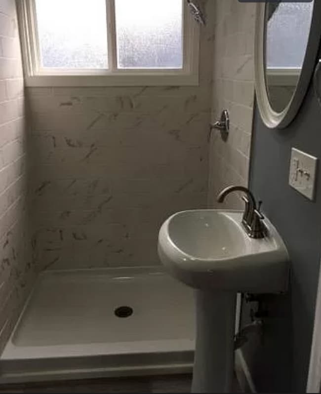 Building Photo - 137 Shepard St. Lansing, MI 48912