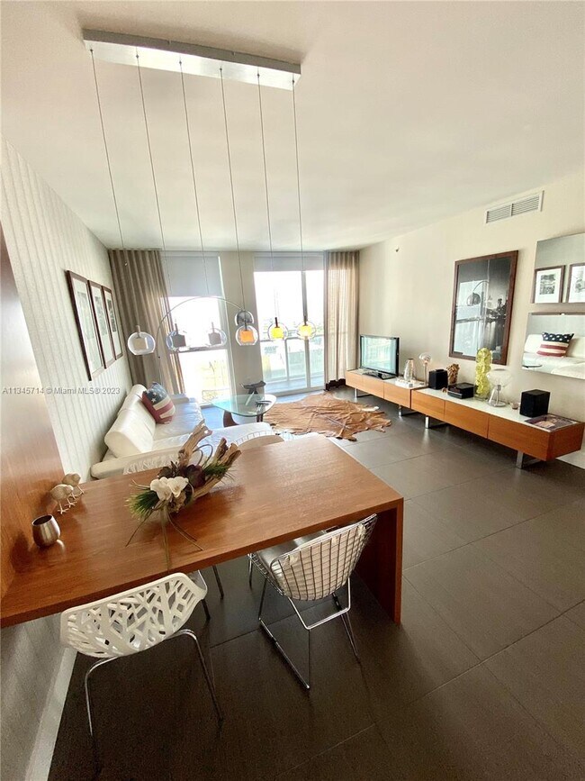 Foto del edificio - 253 NE 2nd St