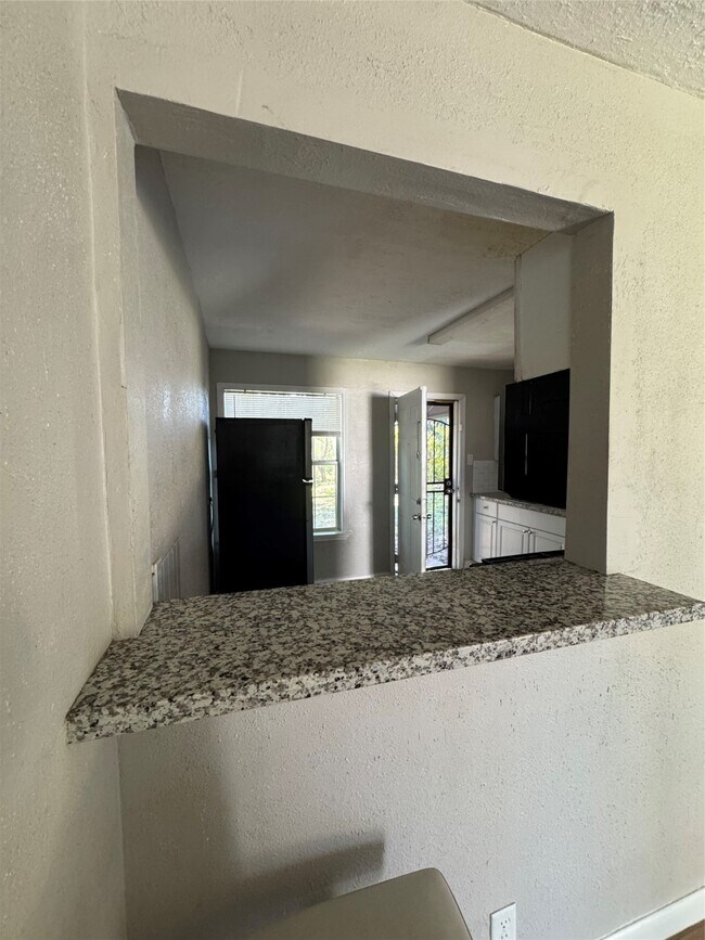 Foto del edificio - 7339 Eisenhower Rd