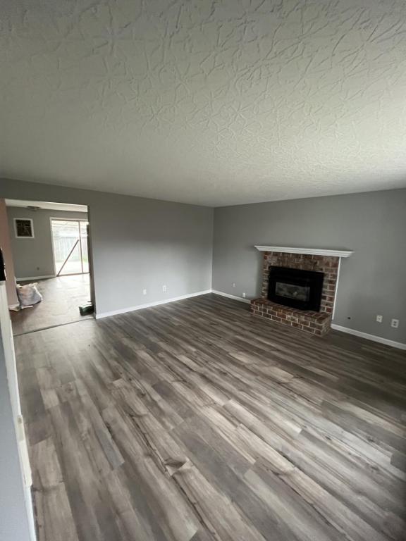 Photo - 15607 NE 34th St House