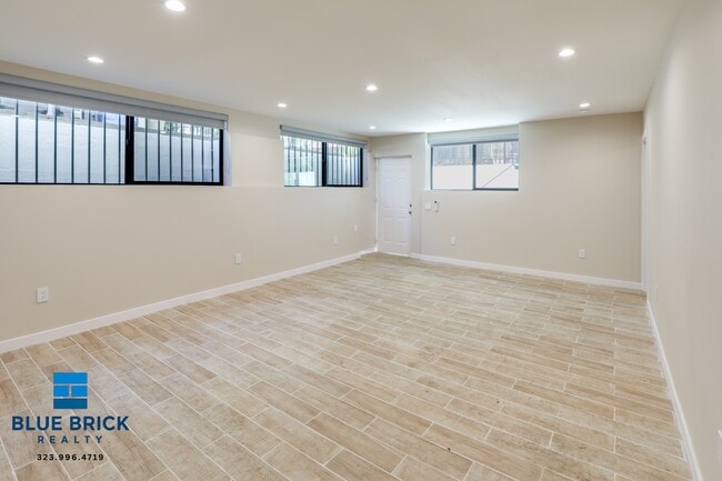 Building Photo - 1035 Hayworth Ave