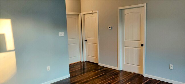 Foto del edificio - 8002 Cargill St