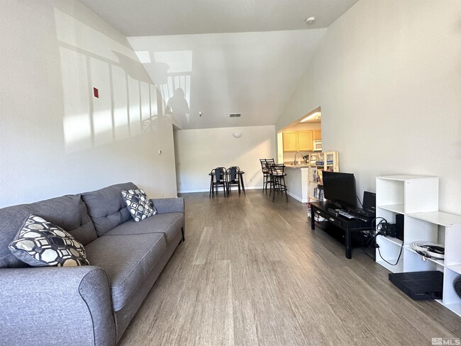 Building Photo - 200 Talus Way