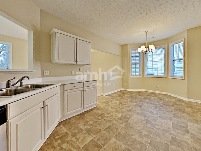 Building Photo - 3151 Serenade Ct