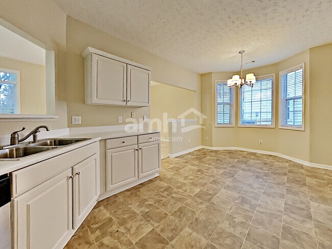 Foto del edificio - 3151 Serenade Ct