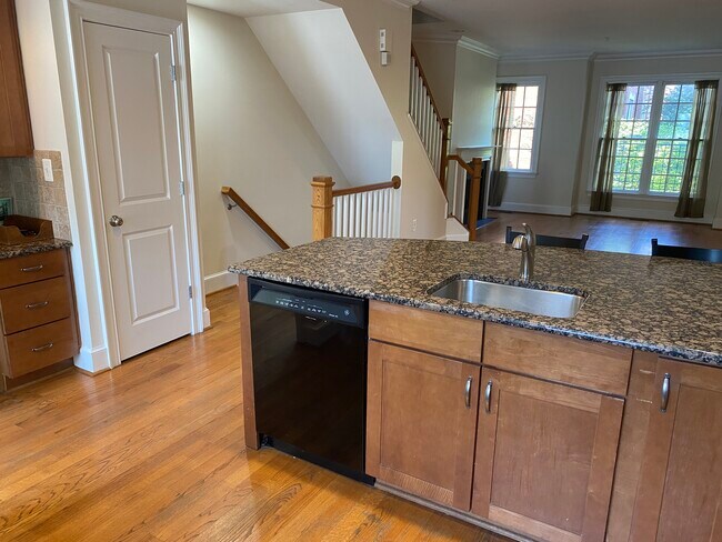 2nd Level Great Room - 1355 Independence Ct SE
