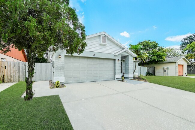 Foto del edificio - 916 Axlewood Cir