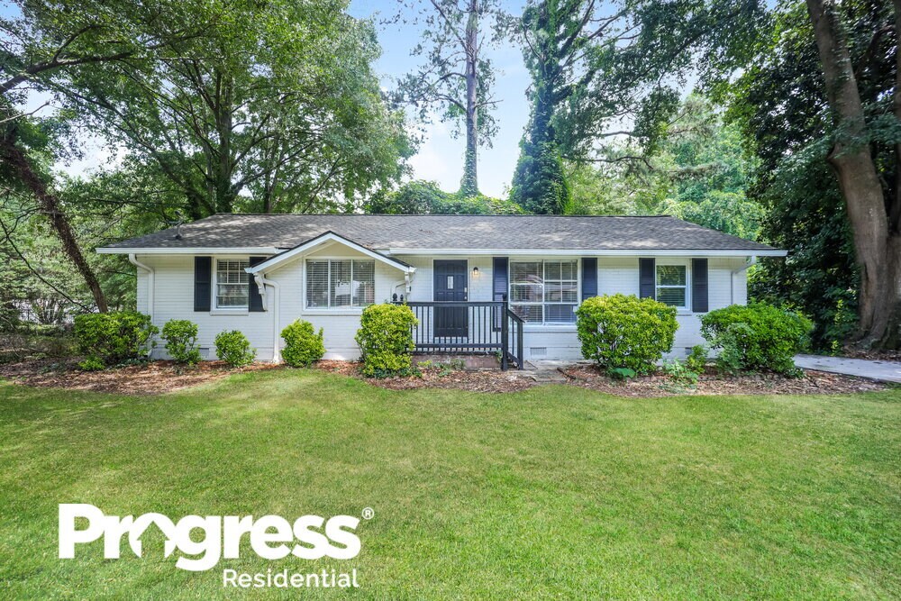 8268 Dunellen Ln, Jonesboro, GA 30238 House Rental in Jonesboro, GA