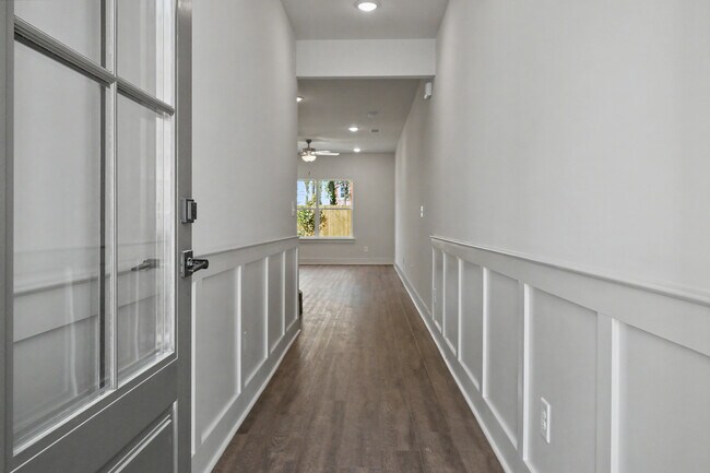 Foto del edificio - 4237 Fern River Trl