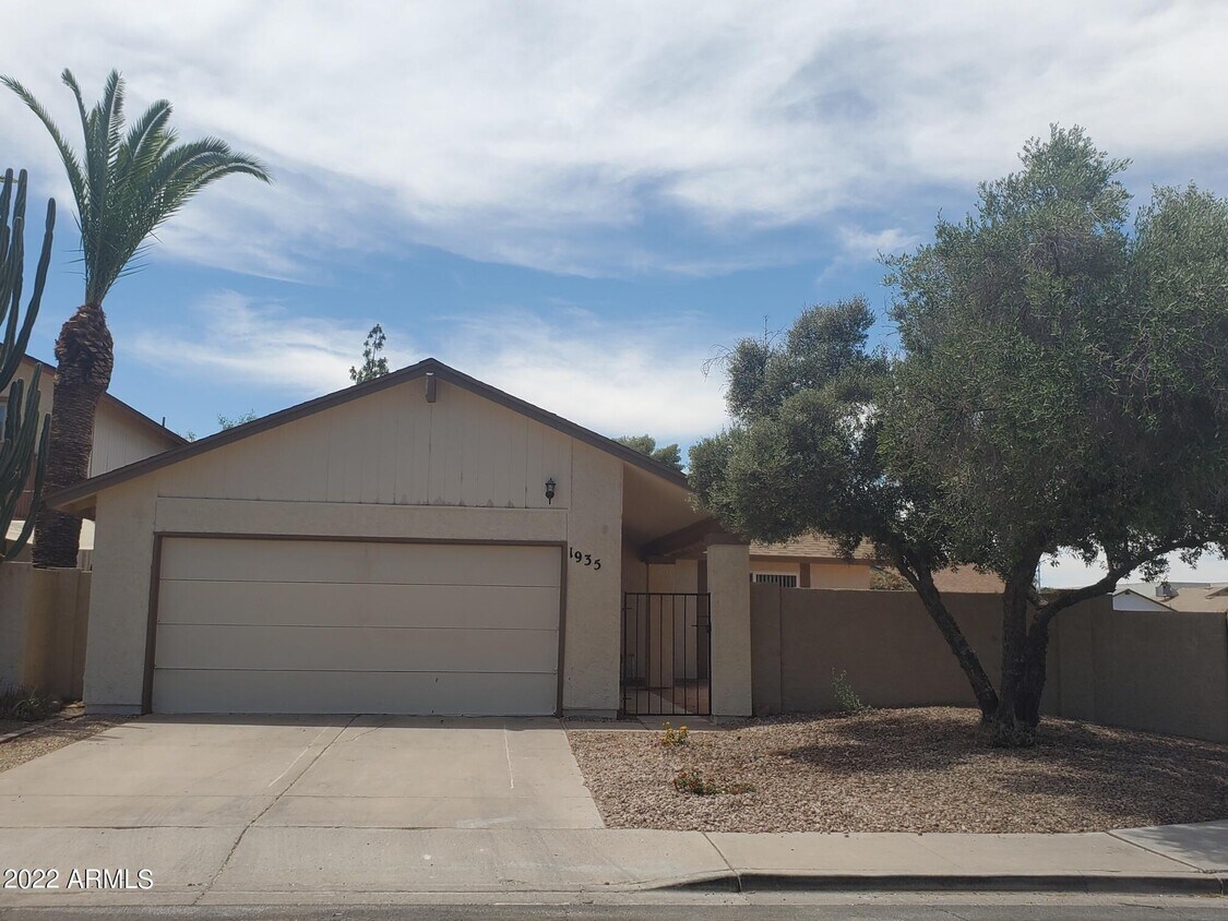 1935 W Jerome Ave, Mesa, AZ 85202 House Rental in Mesa, AZ