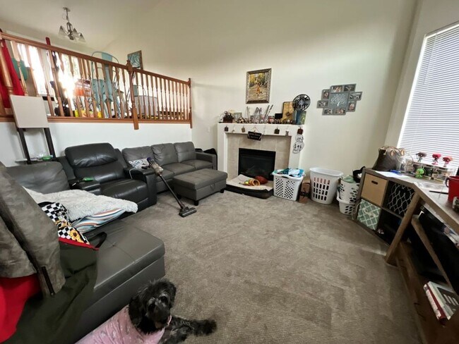 Foto del edificio - 3-Bedroom with Unfinished Basement