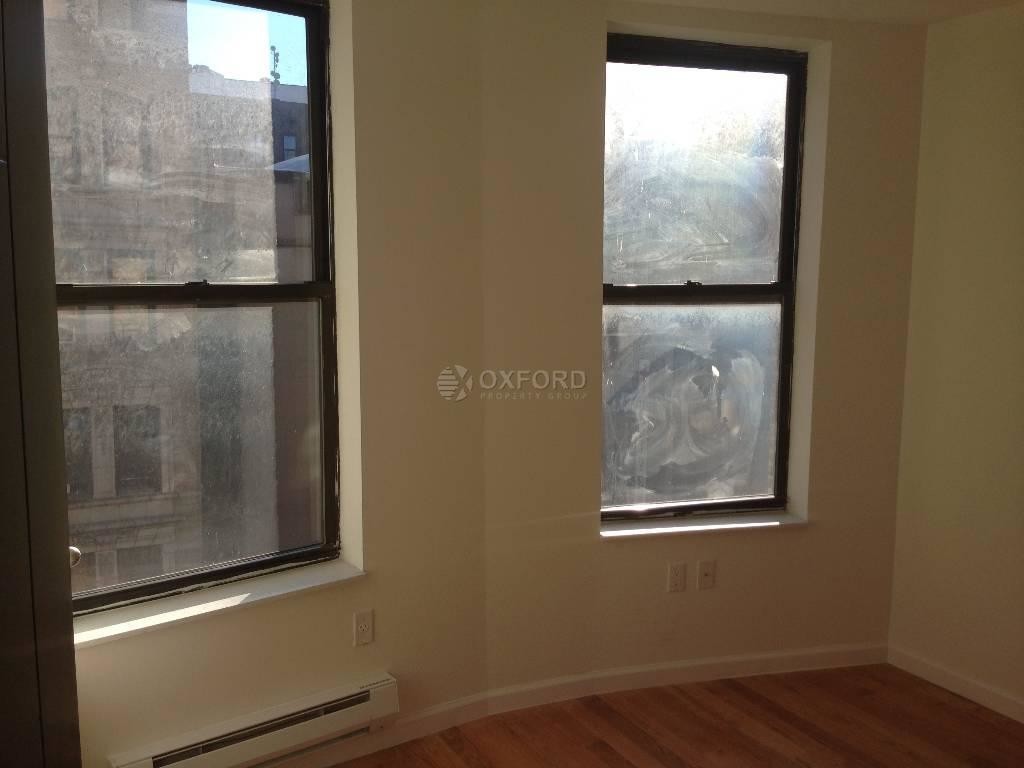 Foto del edificio - 206 W 109th St
