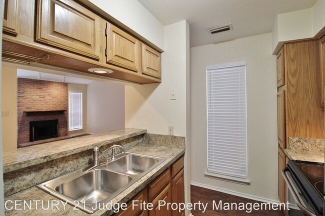 Building Photo - 2 br, 1 bath House - 2115 Saint Michaels D...