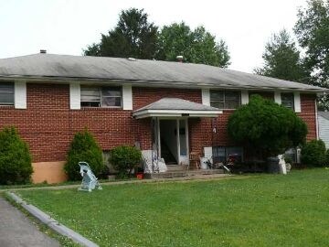 Foto principal - 1618 Elaine Rd