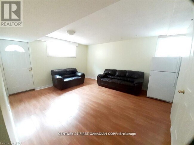 Building Photo - 39 Patience Crescent