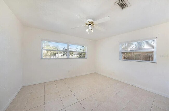 Building Photo - 1817 E 109th Ave