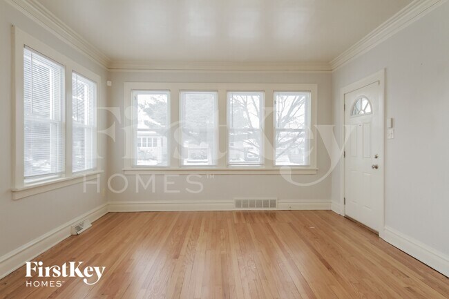 Foto del edificio - 649 Price Ave