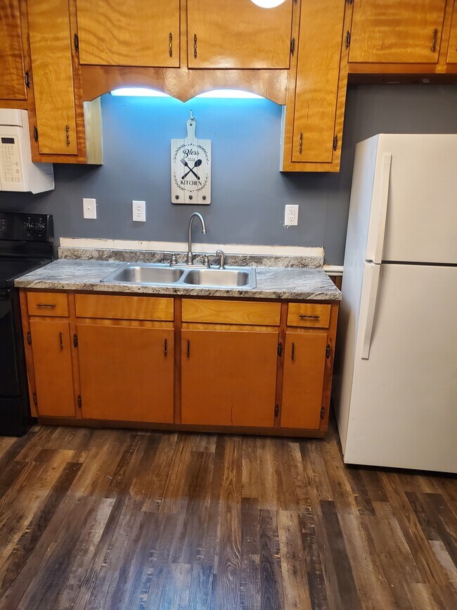 302 E Divine St Unit A, Dunn, NC 28334 302 E Divine St Dunn, NC