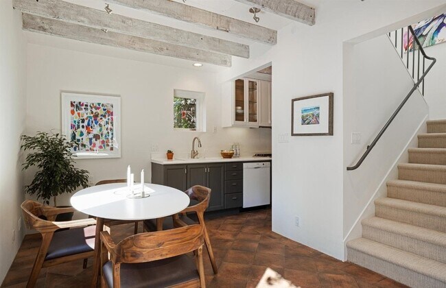 Foto del edificio - 2548 Pine St