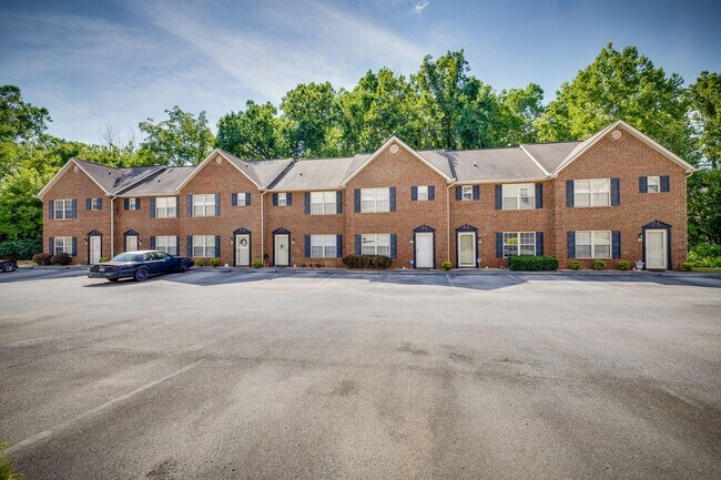 Foto del edificio - 2 br/ 2.5 bath condo in Johnson City TN