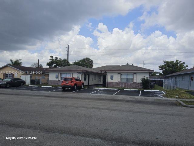 Primary Photo - 4011 NW 30th Terrace