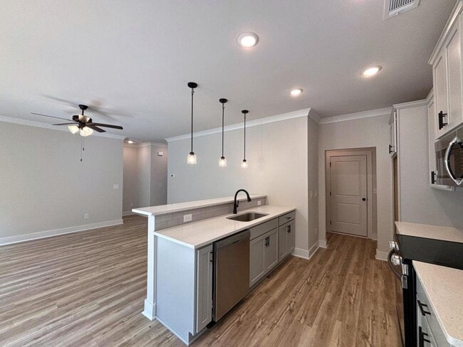 Building Photo - 4542 Highland Gate Pkwy