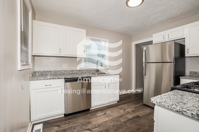 Foto del edificio - 3014 Louisiana Ave