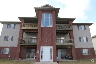 Building Photo - 2270 Holiday Rd