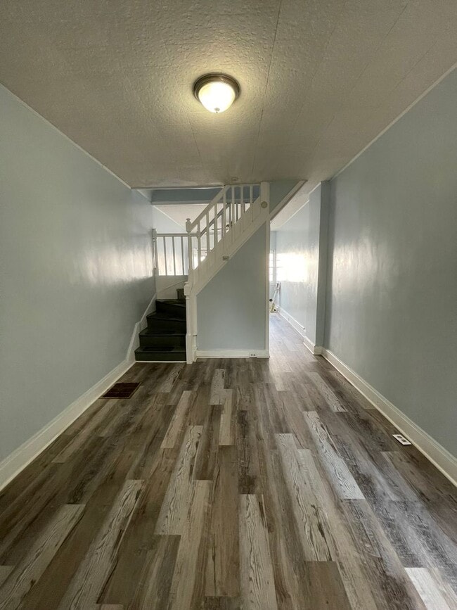 Foto del edificio - Newly updated 4 bedroom home