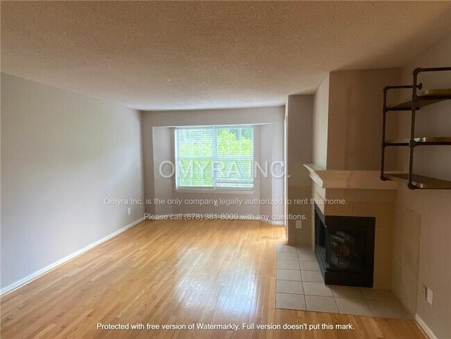 Building Photo - 1021 Chastain Park Ct NE