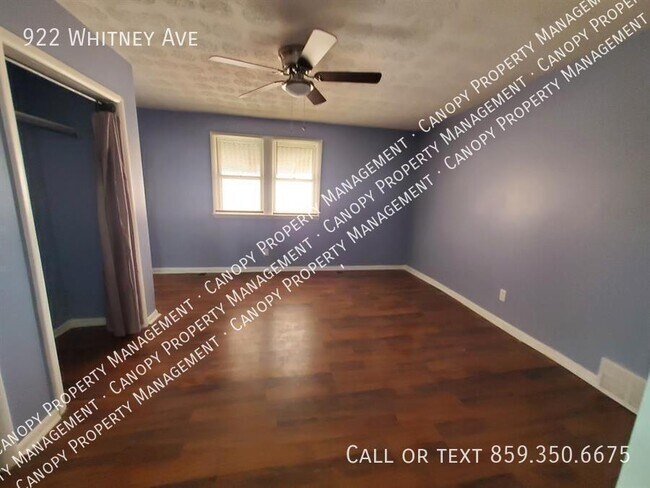 Building Photo - 922 Whitney Ave