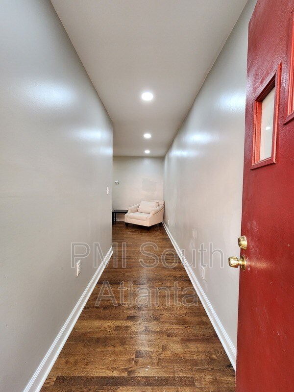 Building Photo - 1219 Hosea L Williams Dr SE