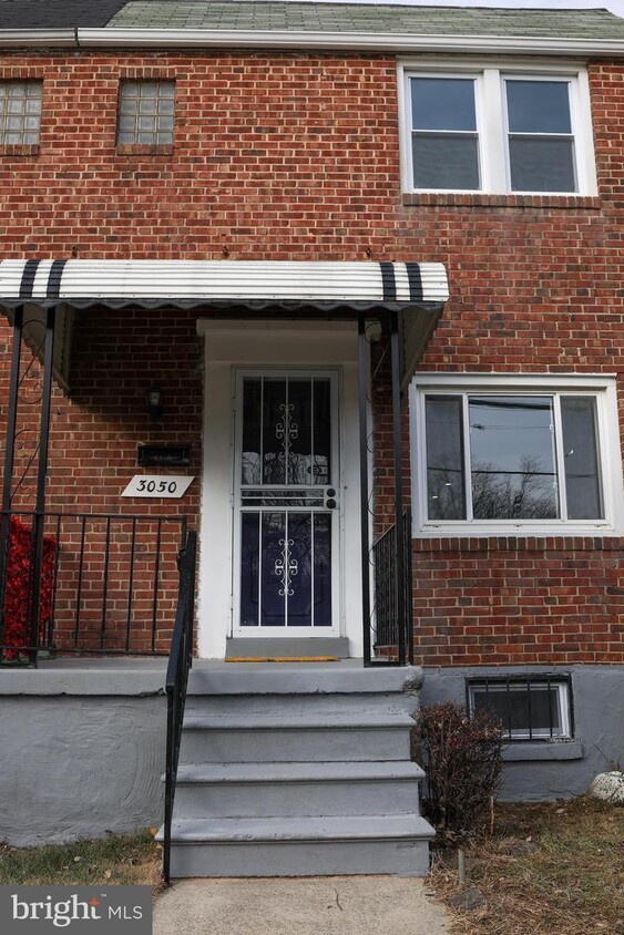 Primary Photo - 3050 Grantley Ave