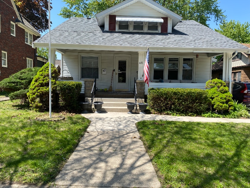 Primary Photo - 418 Paris Ave