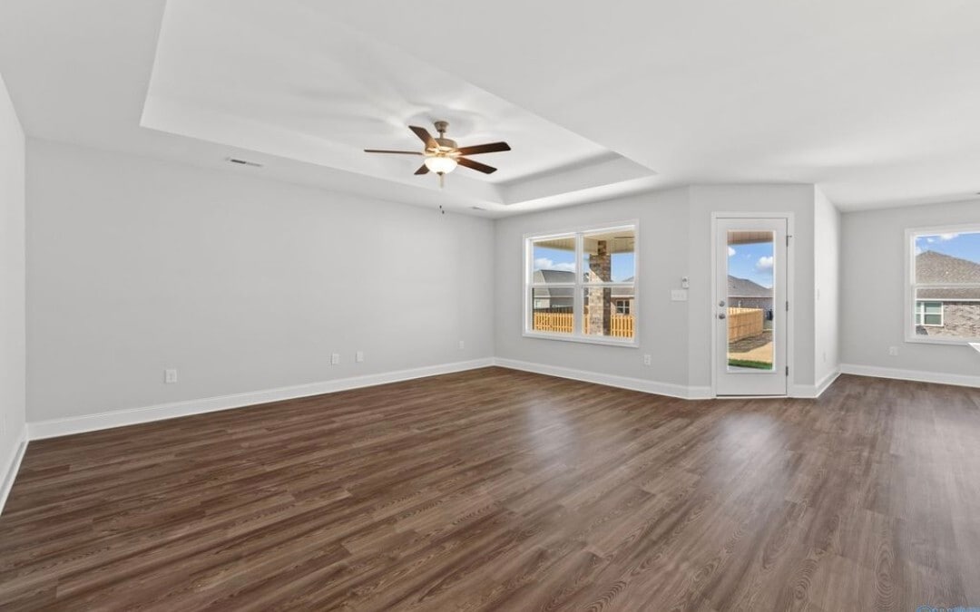 Foto principal - 25705 Kyle Ln