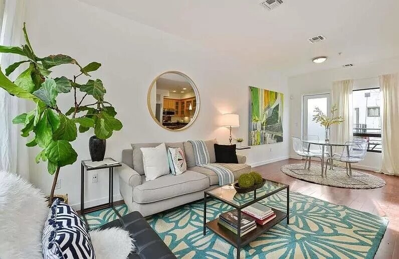 Foto principal - 9888 E Vassar Dr