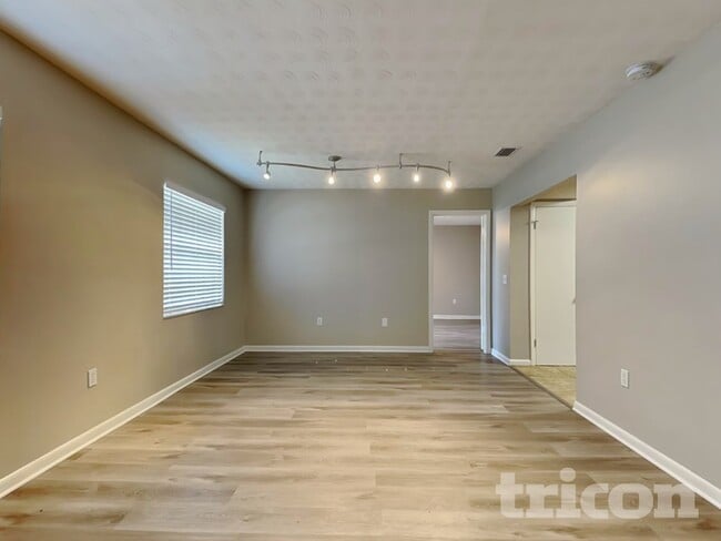 Foto del edificio - 806 Bills Cir