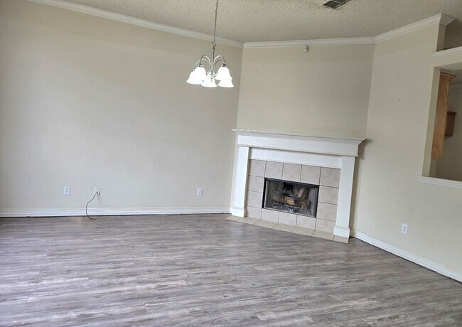 Foto del edificio - 5117 Albany Ave