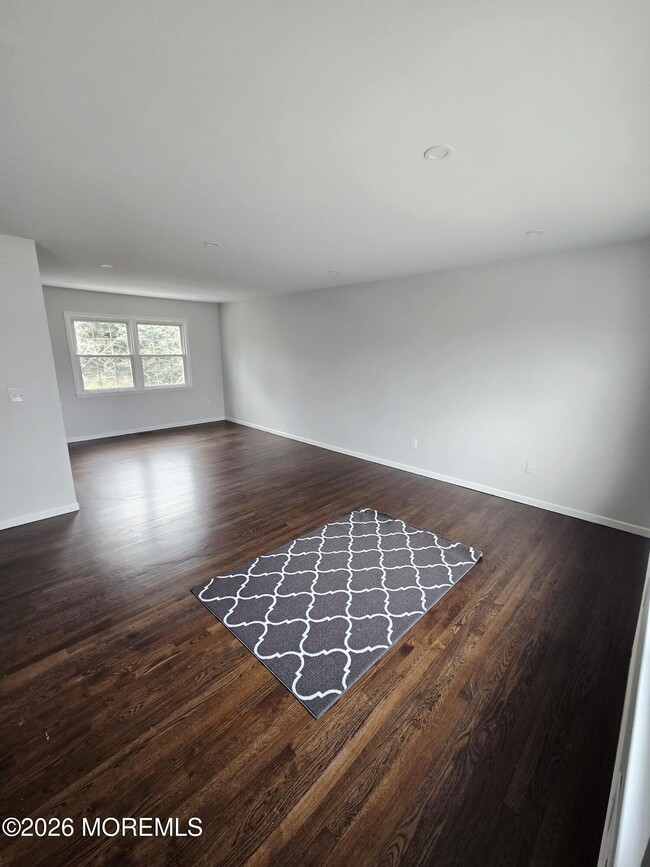 Foto del edificio - 240 Mill Creek Dr