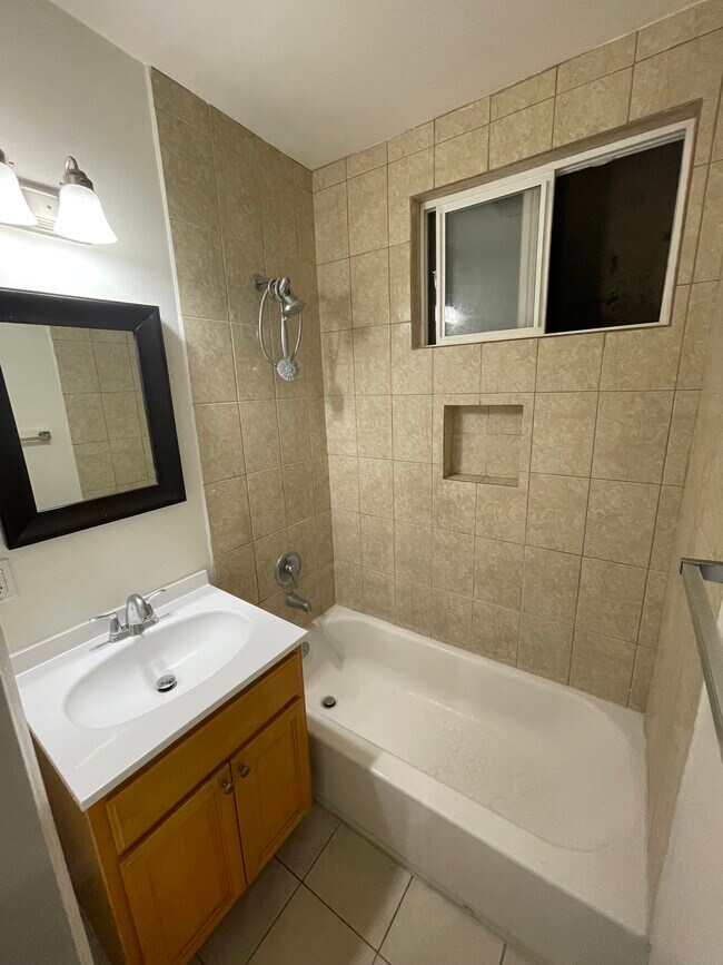 Foto del edificio - 2137 7th Ave